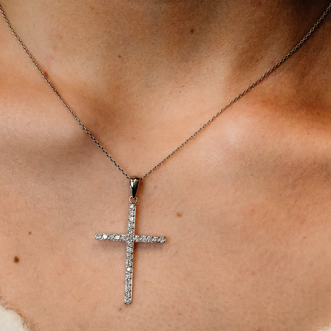 ITI NYC Classic Roman Cross Pendant with Cubic Zirconia in Sterling Silver