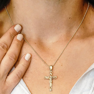 ITI NYC Filigree Wooded Crucifix Pendant in Sterling Silver