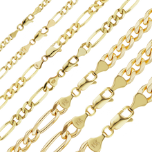 Load image into Gallery viewer, Fulton St. Figaro Chain Anklet in Yellow Gold

